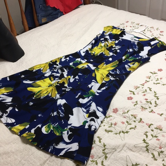 Dress - Picture 1 of 2